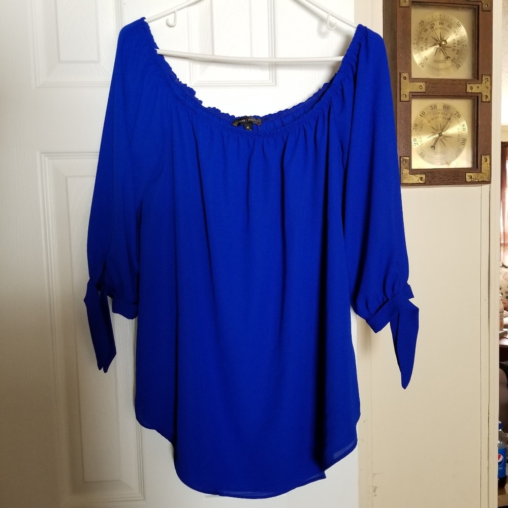 Blue top